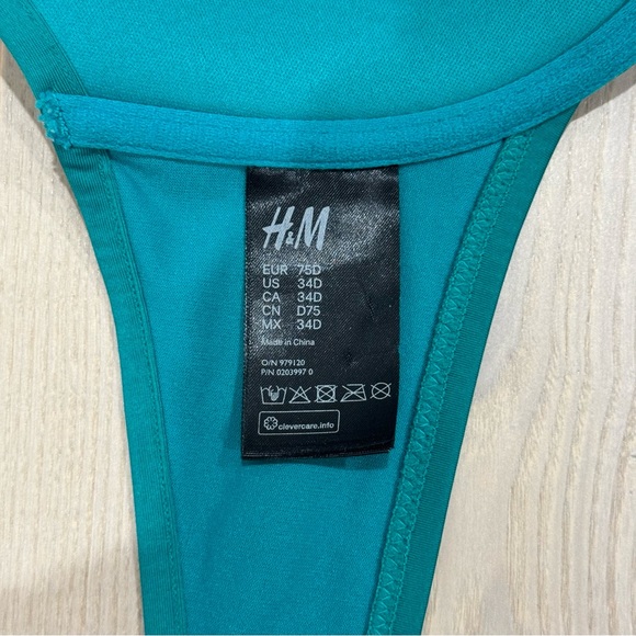 Underwire Bikini Top - Picture 6 of 7